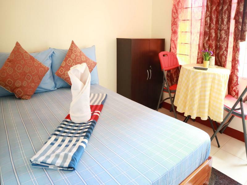 C Tower Studio Apartments Puerto Princesa Екстер'єр фото